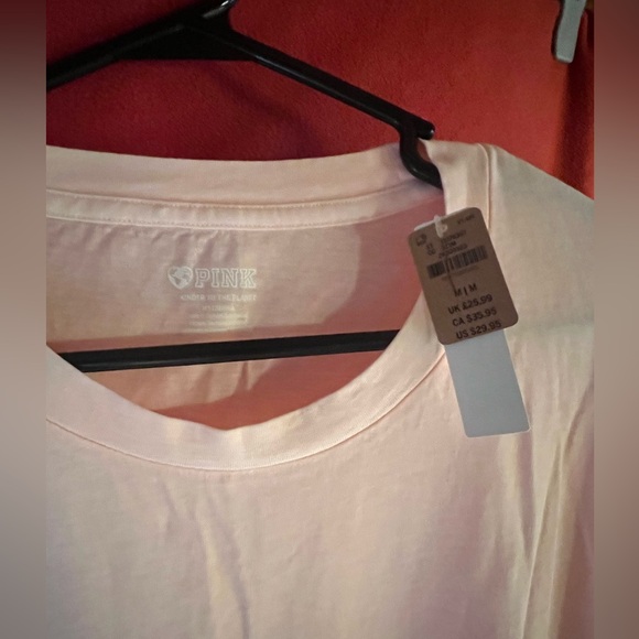 NWT VS Pink t-shirt size Medium - Picture 3 of 4